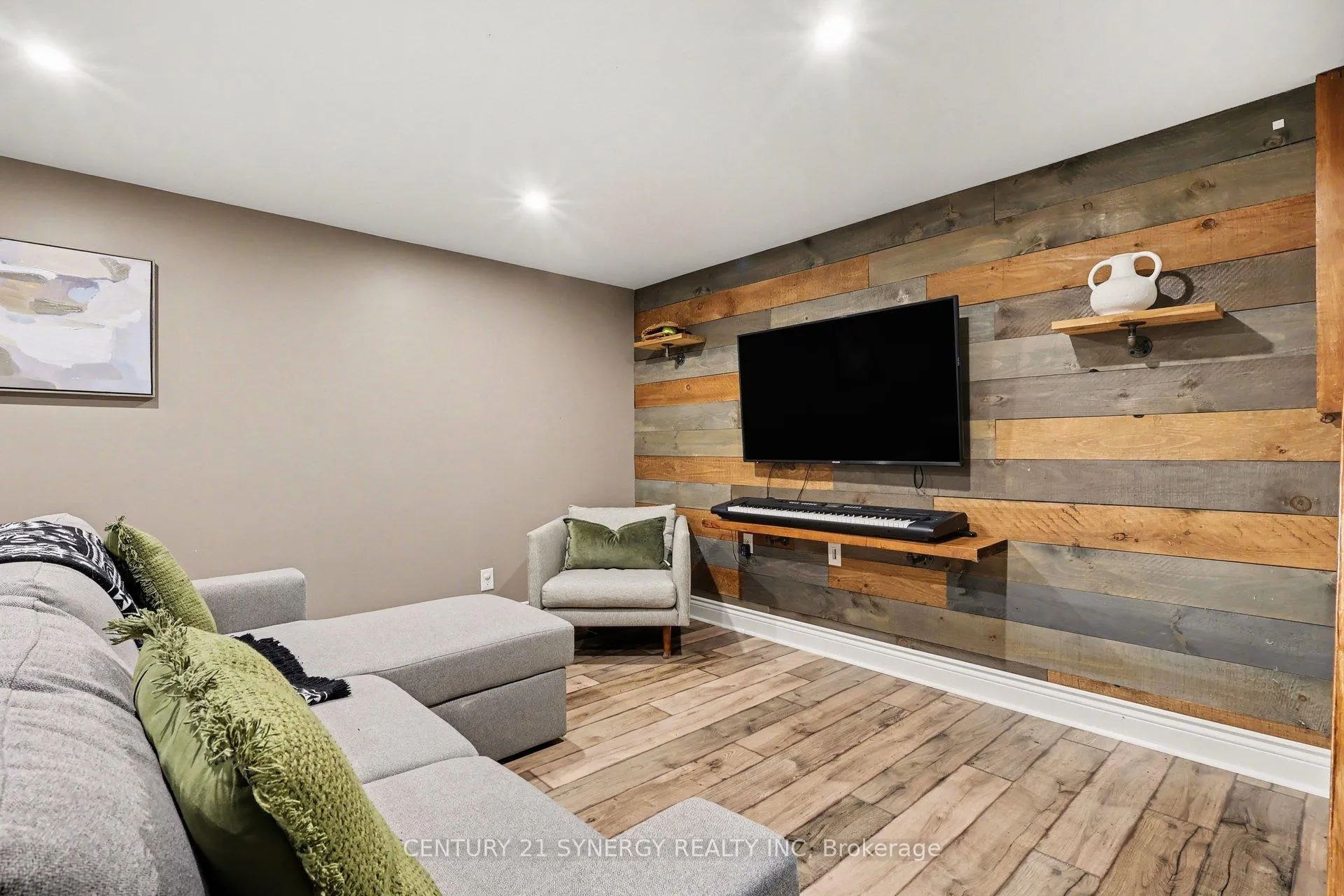 Photo 24 of 771 Vinette Crescent, Ottawa, Chatelaine Village — HOMEH