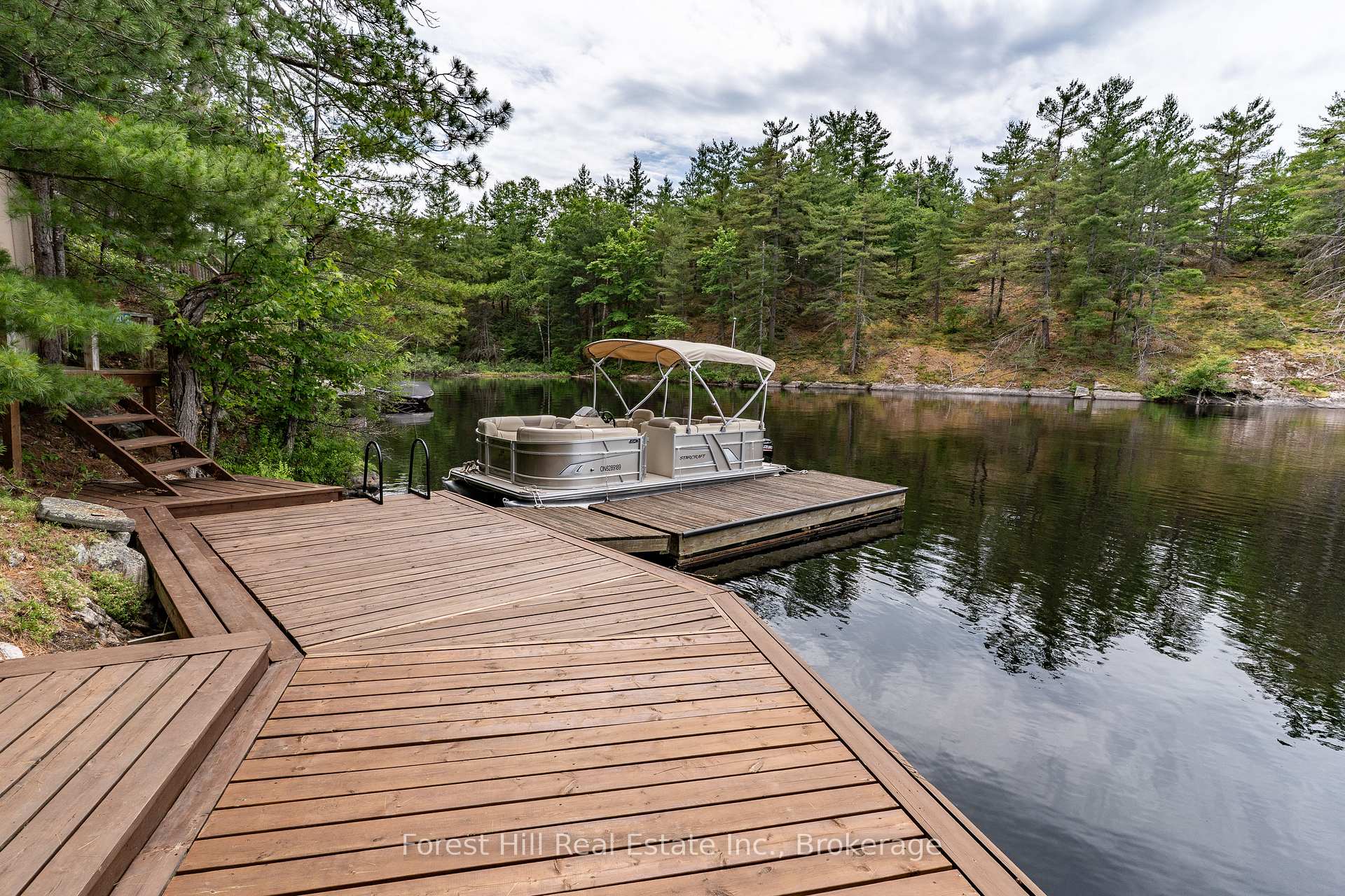 Photo 5 of 1200 Pine Lake W/A, Gravenhurst, Wood (Gravenhurst) — HOMEH