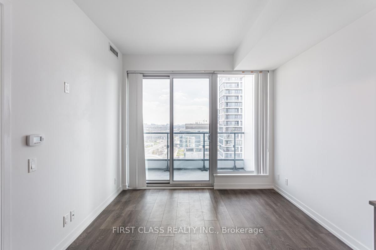 Photo 8 of Unit 1705, 898 Portage Parkway, Vaughan, Vaughan Corporate Centre — HOMEH