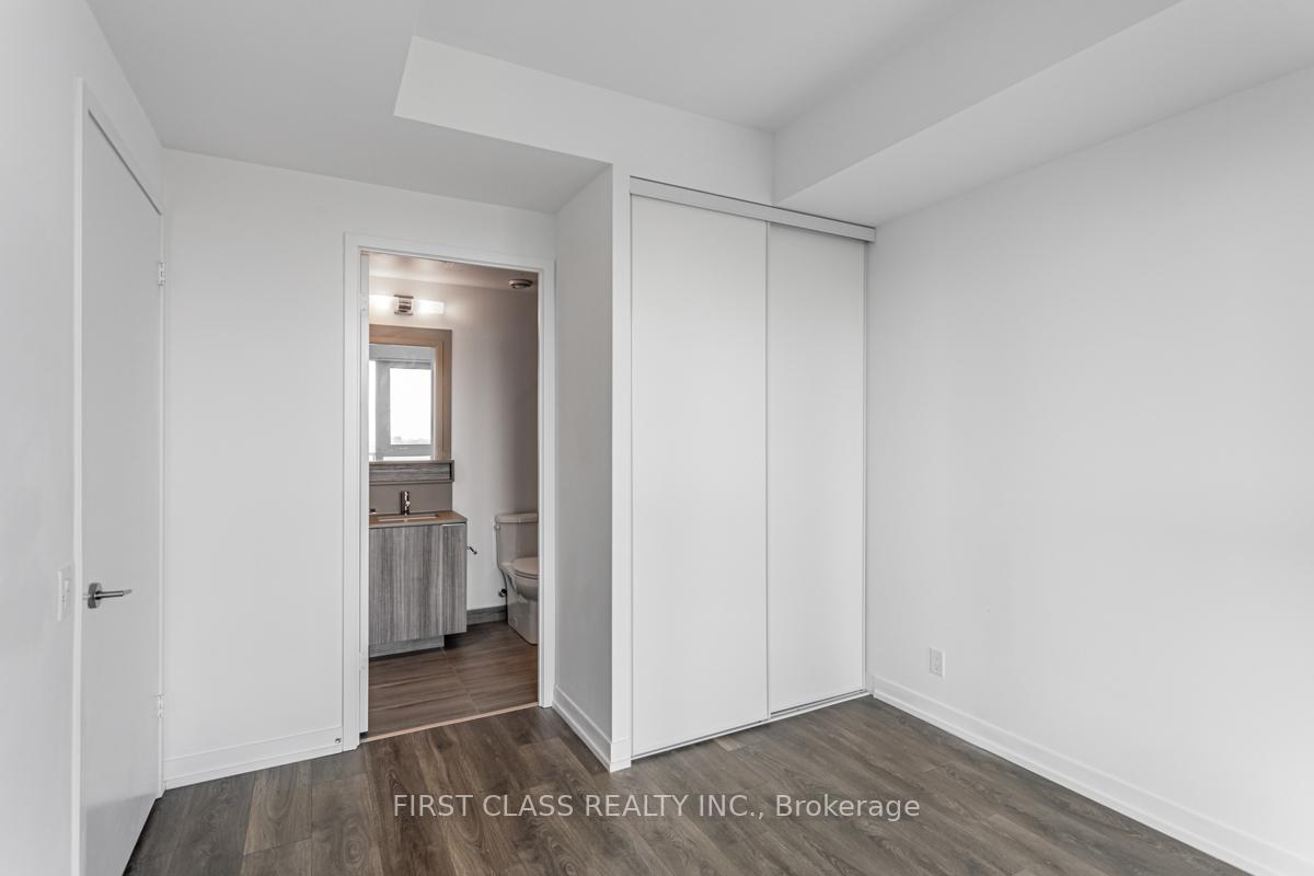 Photo 15 of Unit 1705, 898 Portage Parkway, Vaughan, Vaughan Corporate Centre — HOMEH