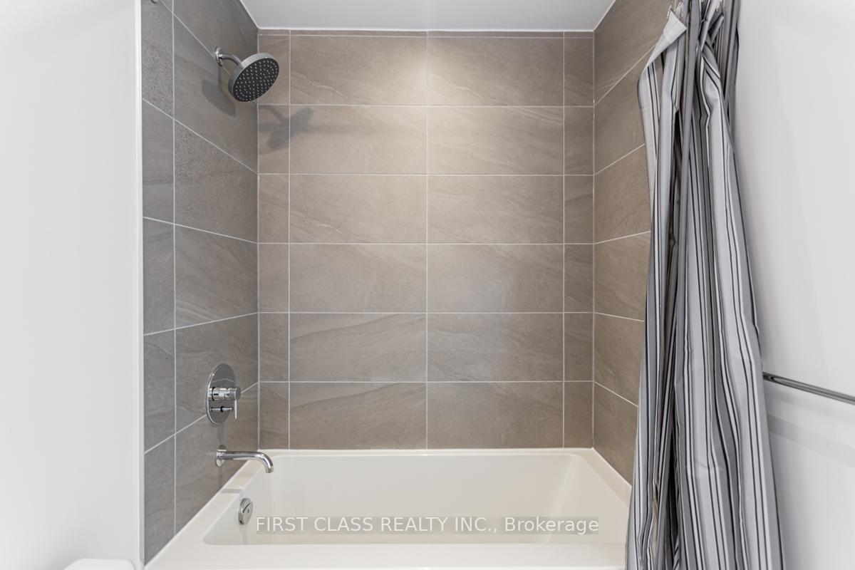 Photo 17 of Unit 1705, 898 Portage Parkway, Vaughan, Vaughan Corporate Centre — HOMEH
