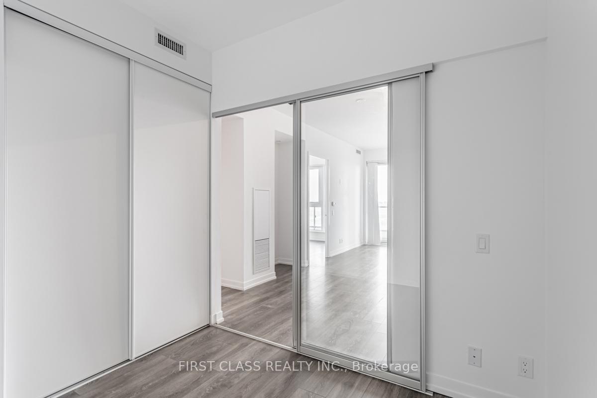 Photo 19 of Unit 1705, 898 Portage Parkway, Vaughan, Vaughan Corporate Centre — HOMEH