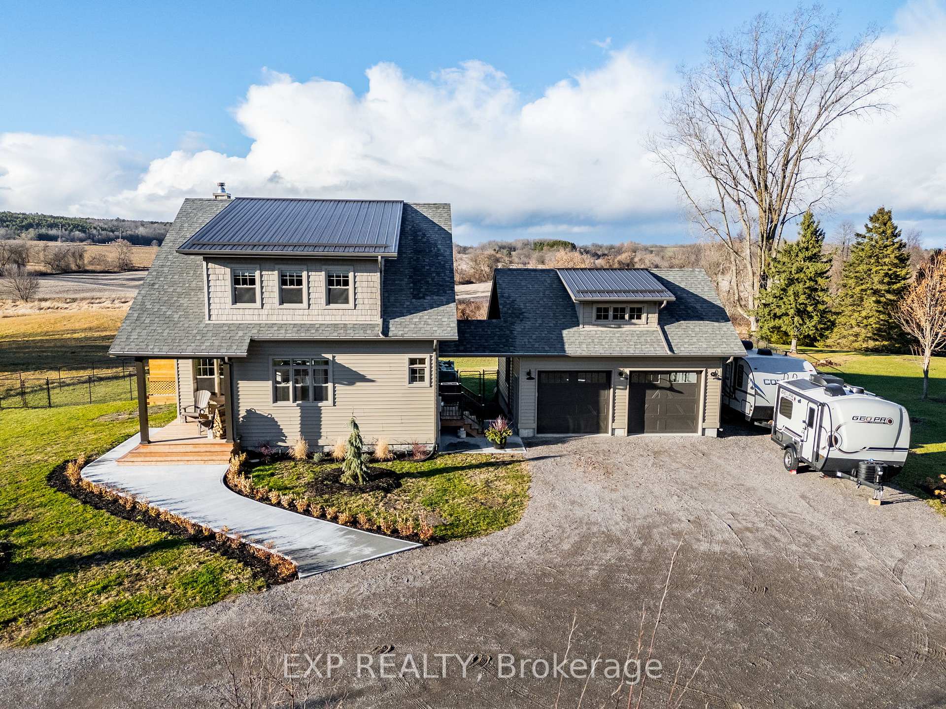 Front of 96 Aranda Way