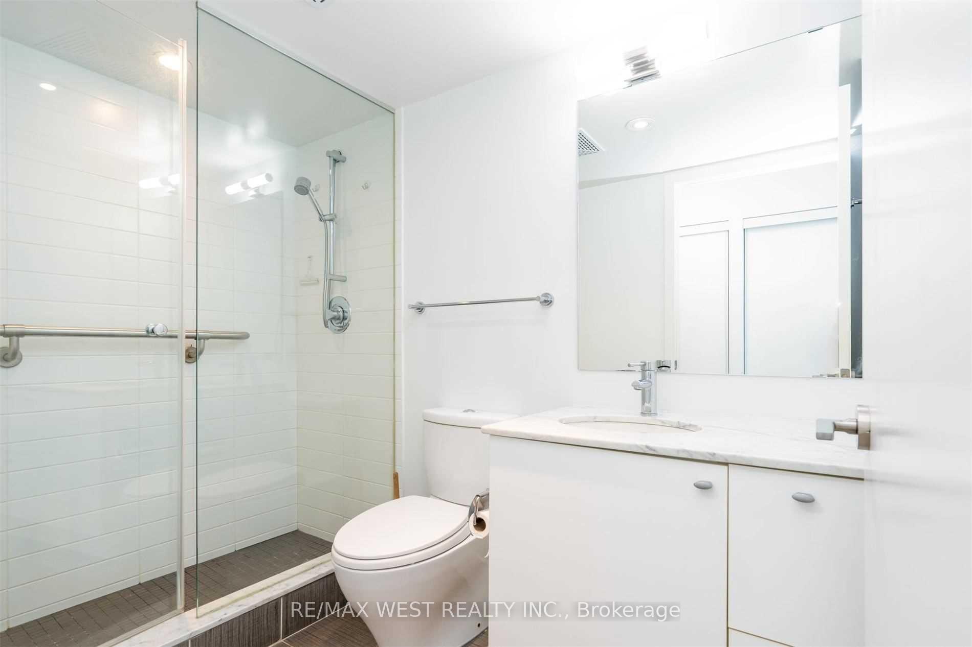Photo 9 of Unit 1402, 1048 Broadview Avenue, Toronto, Broadview North — HOMEH