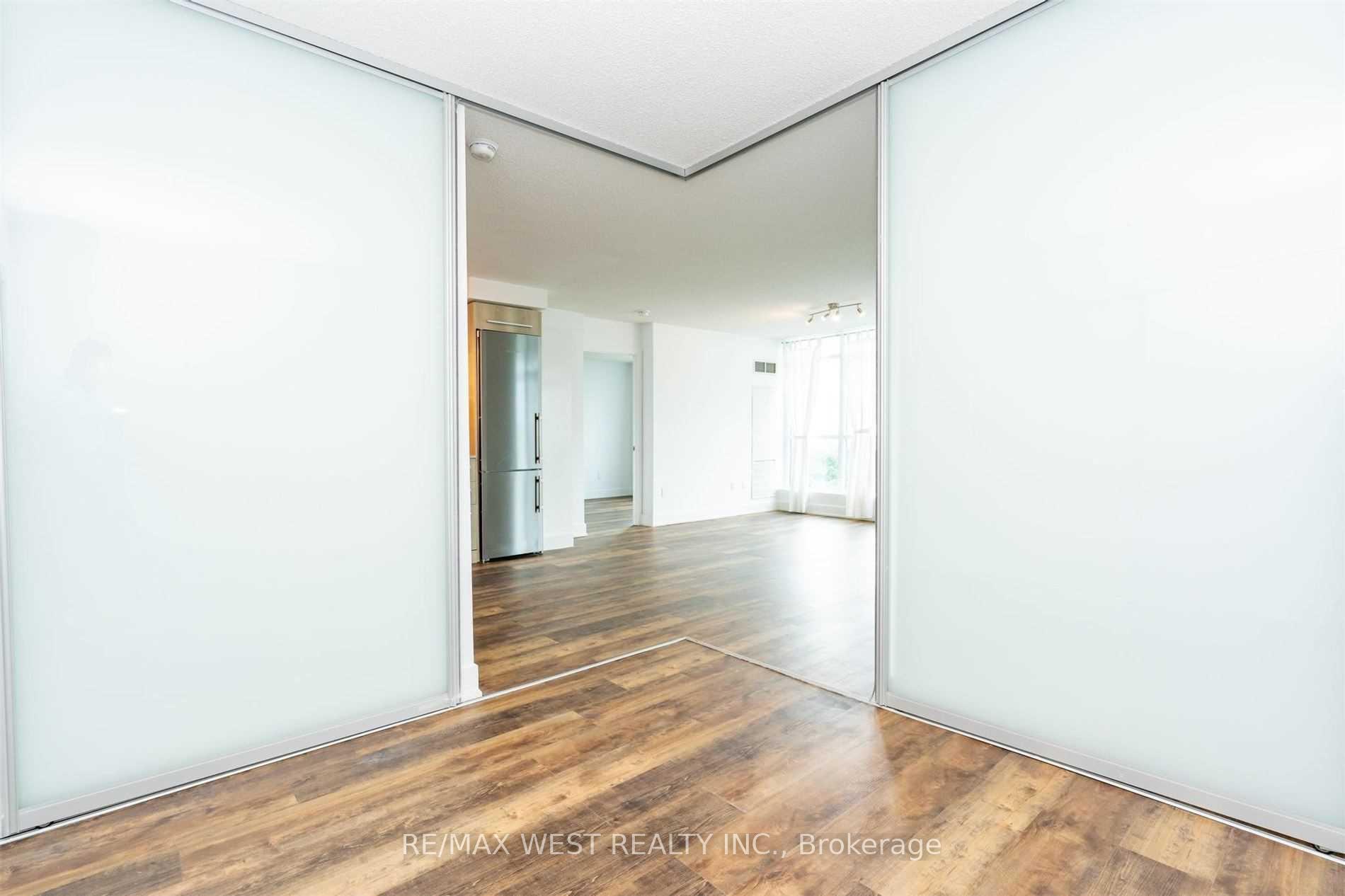 Photo 23 of Unit 1402, 1048 Broadview Avenue, Toronto, Broadview North — HOMEH