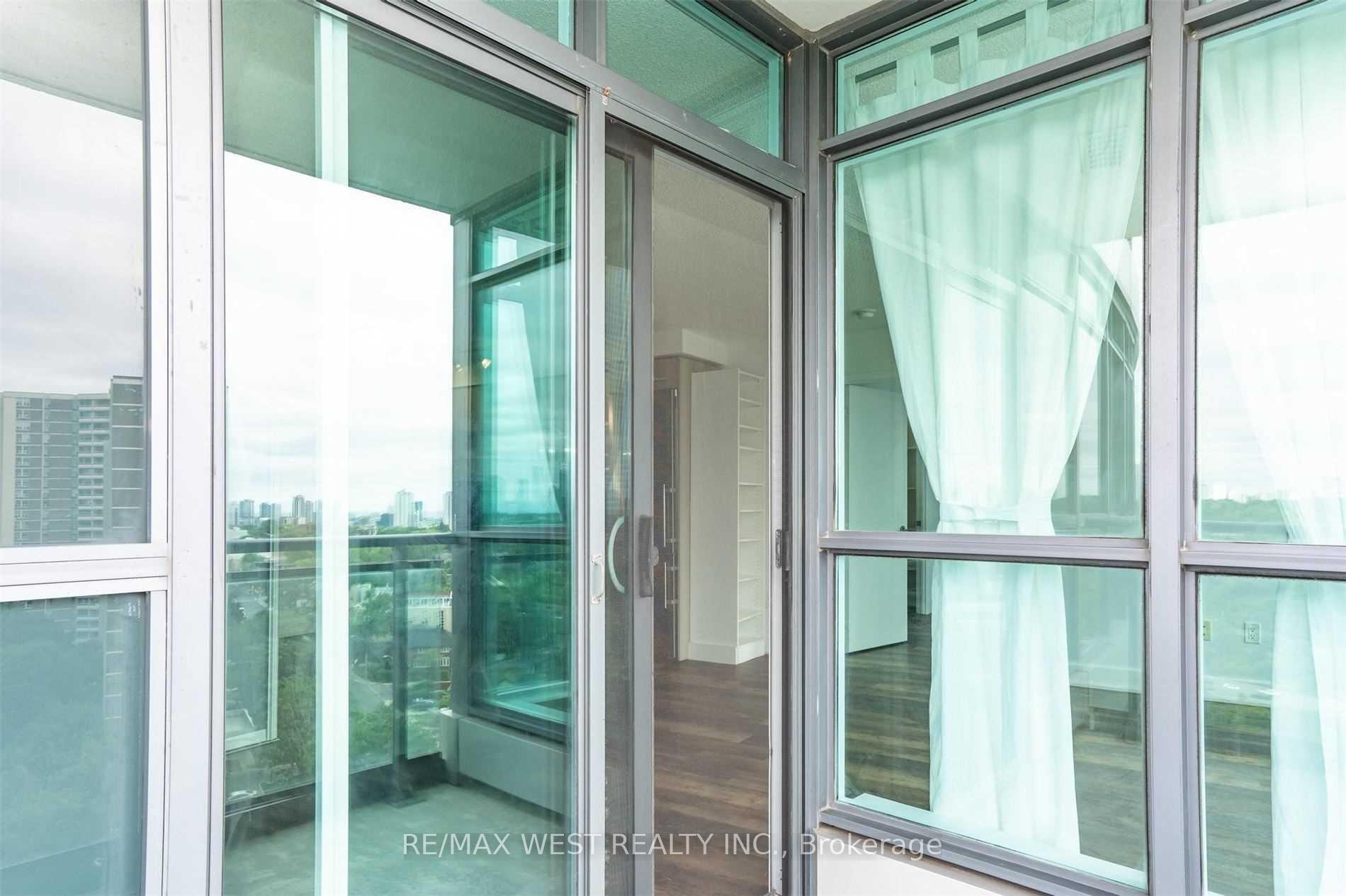 Photo 32 of Unit 1402, 1048 Broadview Avenue, Toronto, Broadview North — HOMEH