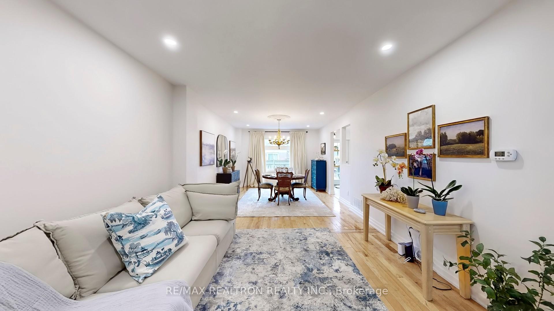 Photo 4 of 58 Plowman Drive, Ajax, Central — HOMEH