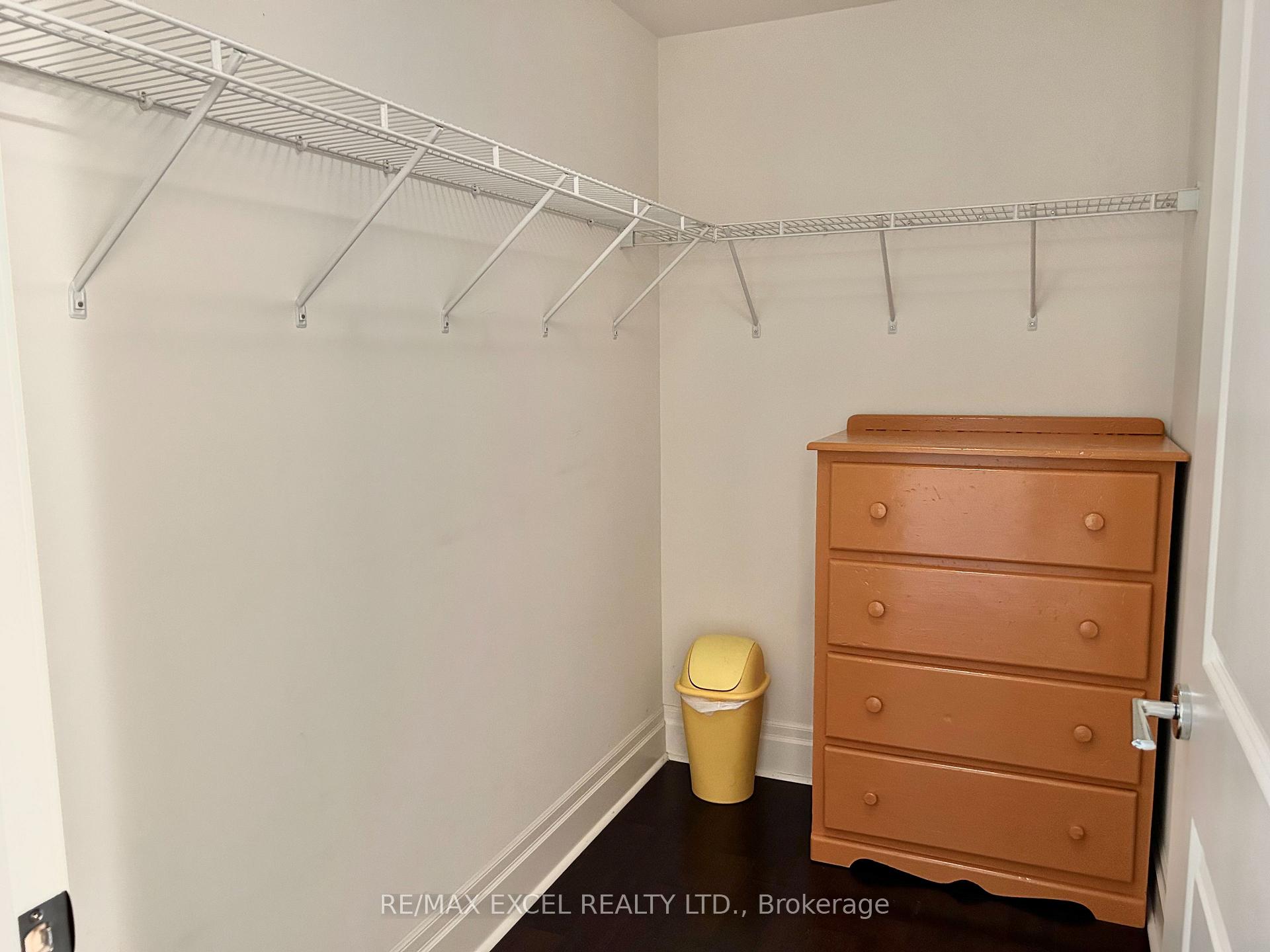 Photo 12 of Unit 110, 1 Upper Duke-Master bedroom Crescent, Markham, Unionville — HOMEH