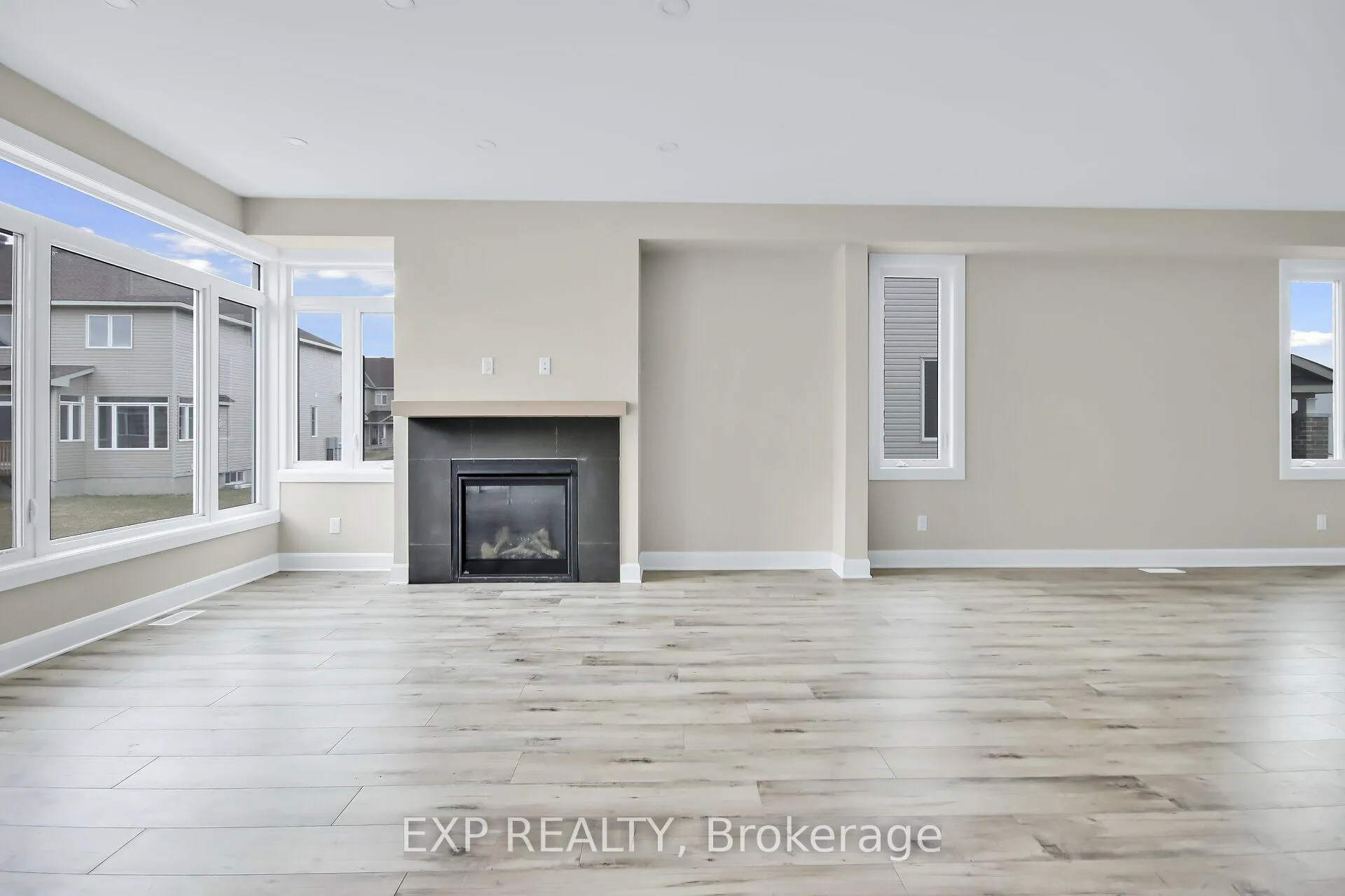 Photo 10 of 163 Hooper Street, Carleton Place — HOMEH