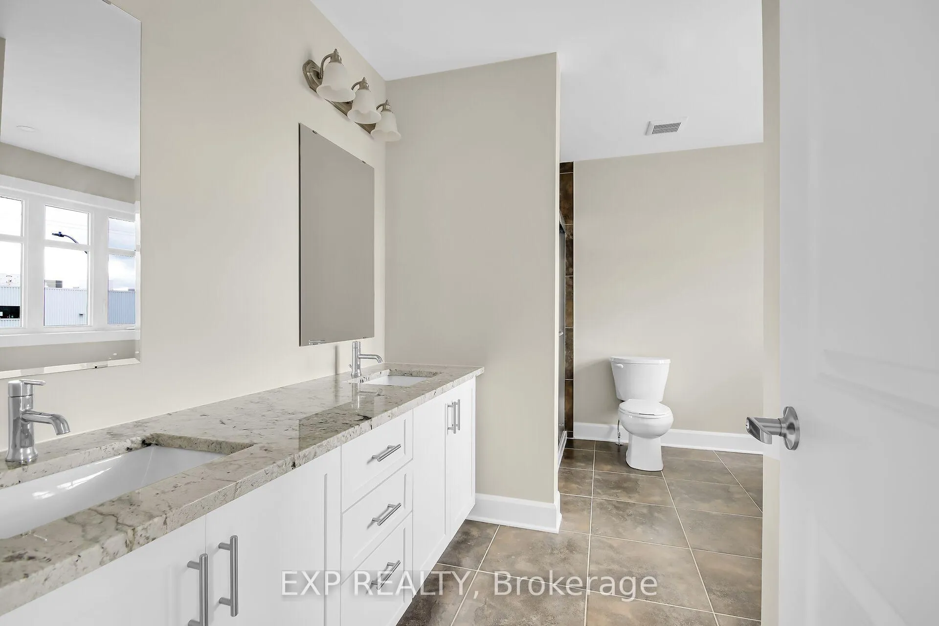 Photo 15 of 163 Hooper Street, Carleton Place — HOMEH