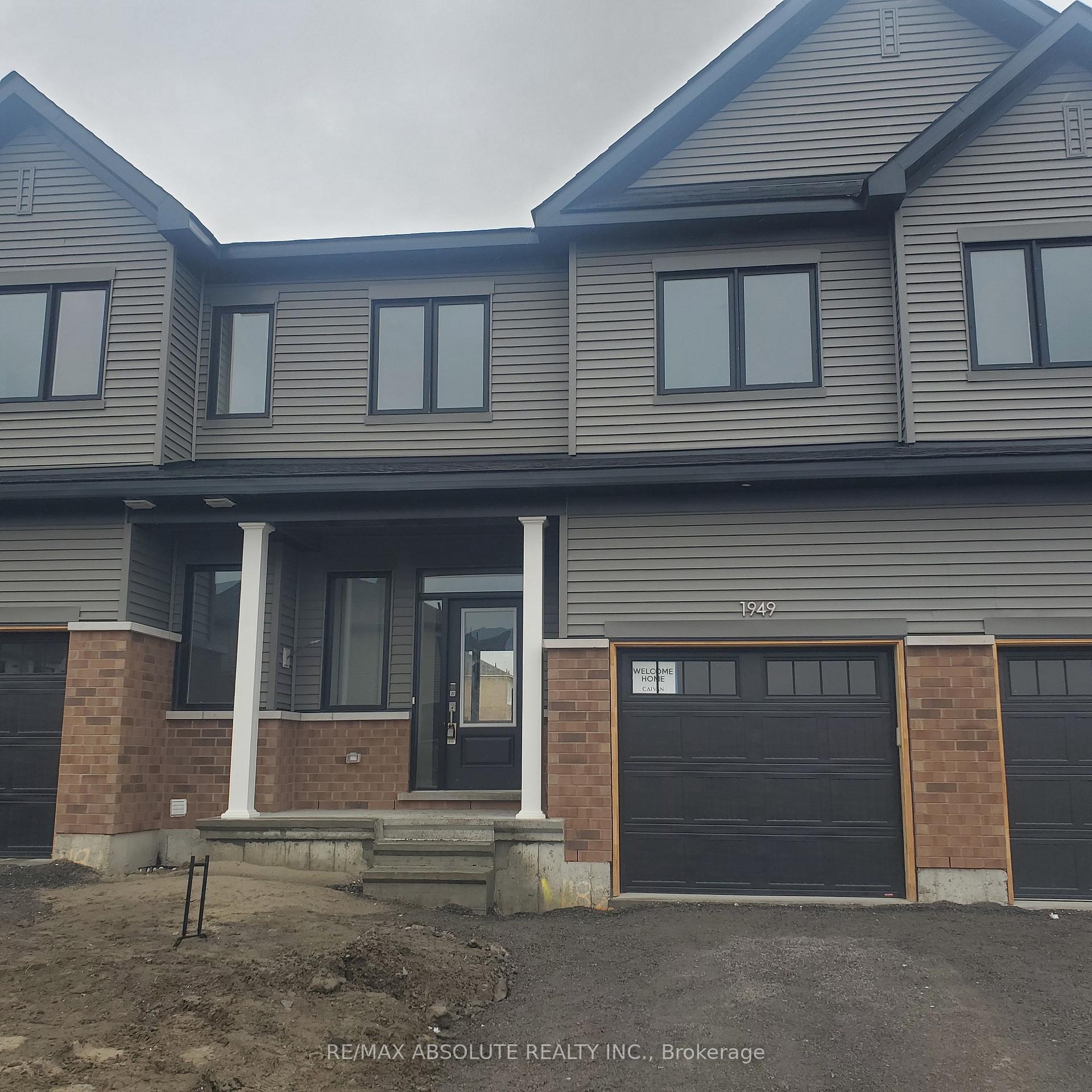 Photo 2 of 1949 Elevation Road, Ottawa, Barrhaven - Half Moon Bay — HOMEH