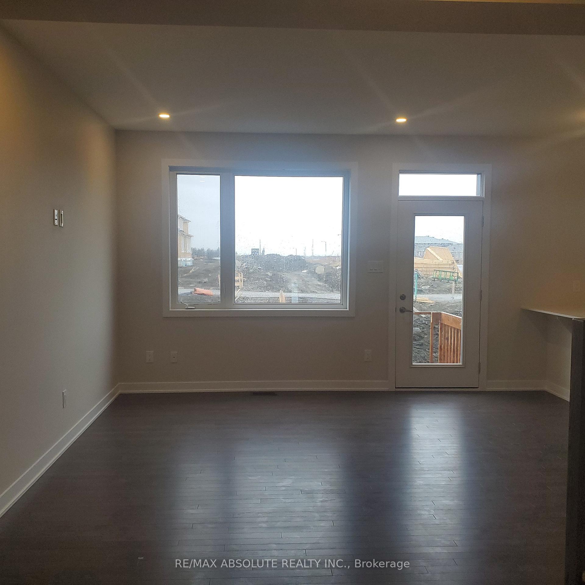 Photo 5 of 1949 Elevation Road, Ottawa, Barrhaven - Half Moon Bay — HOMEH