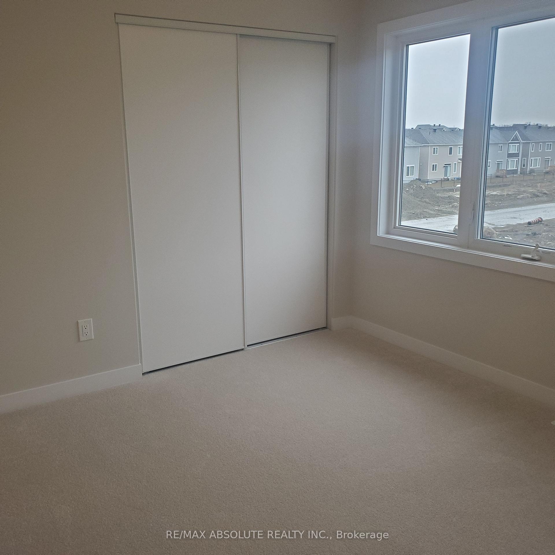 Photo 20 of 1949 Elevation Road, Ottawa, Barrhaven - Half Moon Bay — HOMEH