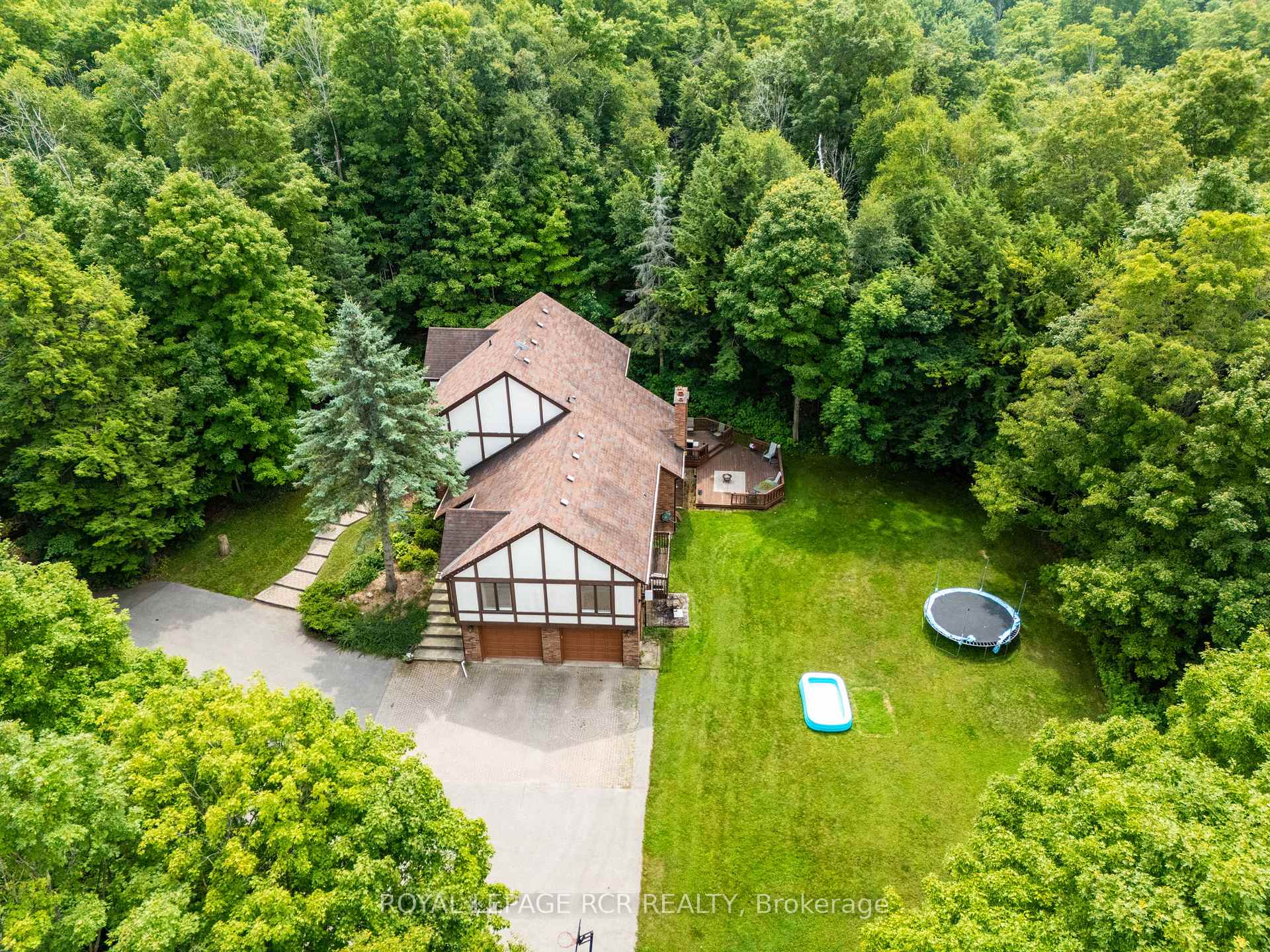 Photo 5 of 832 Boston Mills Road, Caledon, Rural Caledon — HOMEH