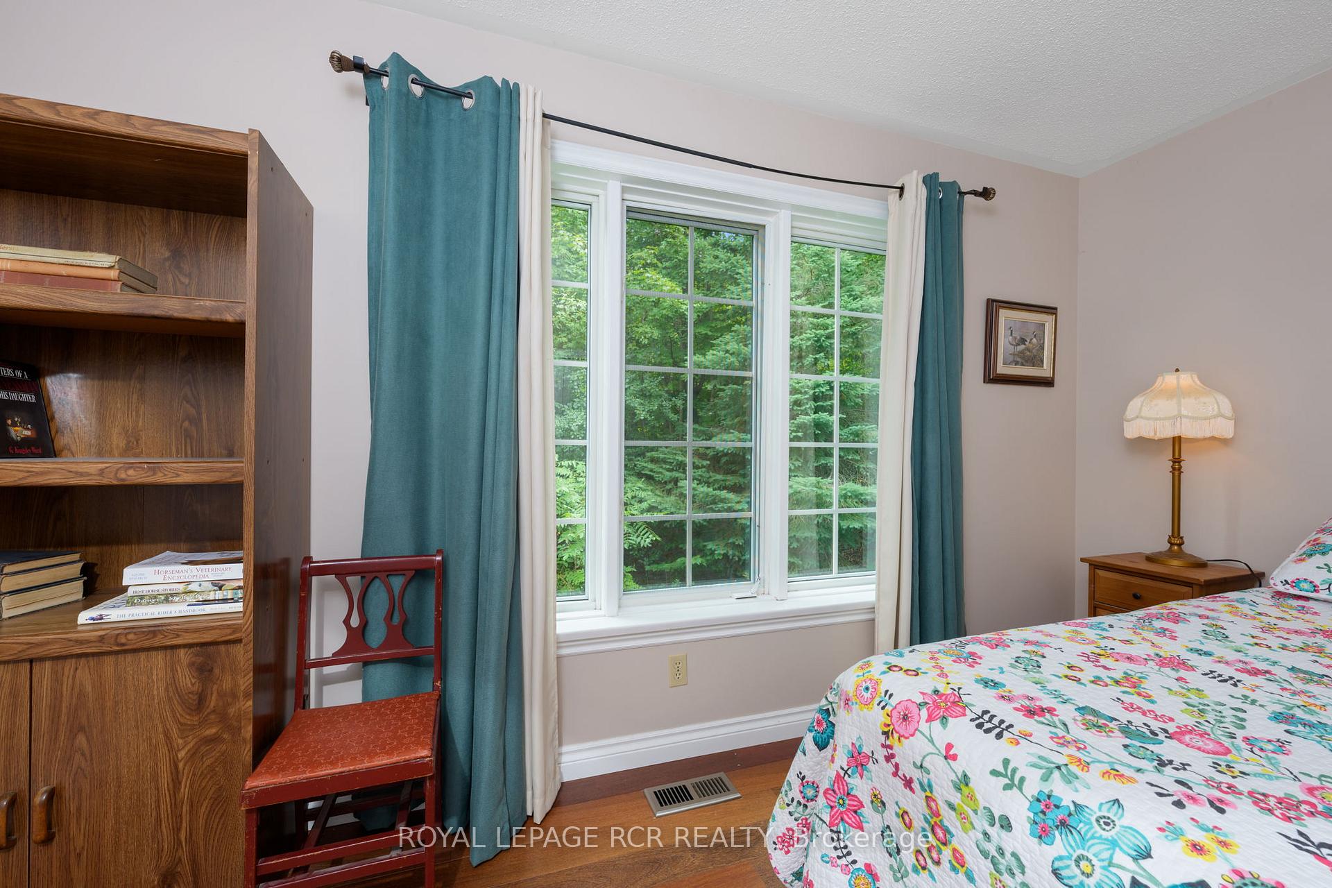 Photo 34 of 832 Boston Mills Road, Caledon, Rural Caledon — HOMEH