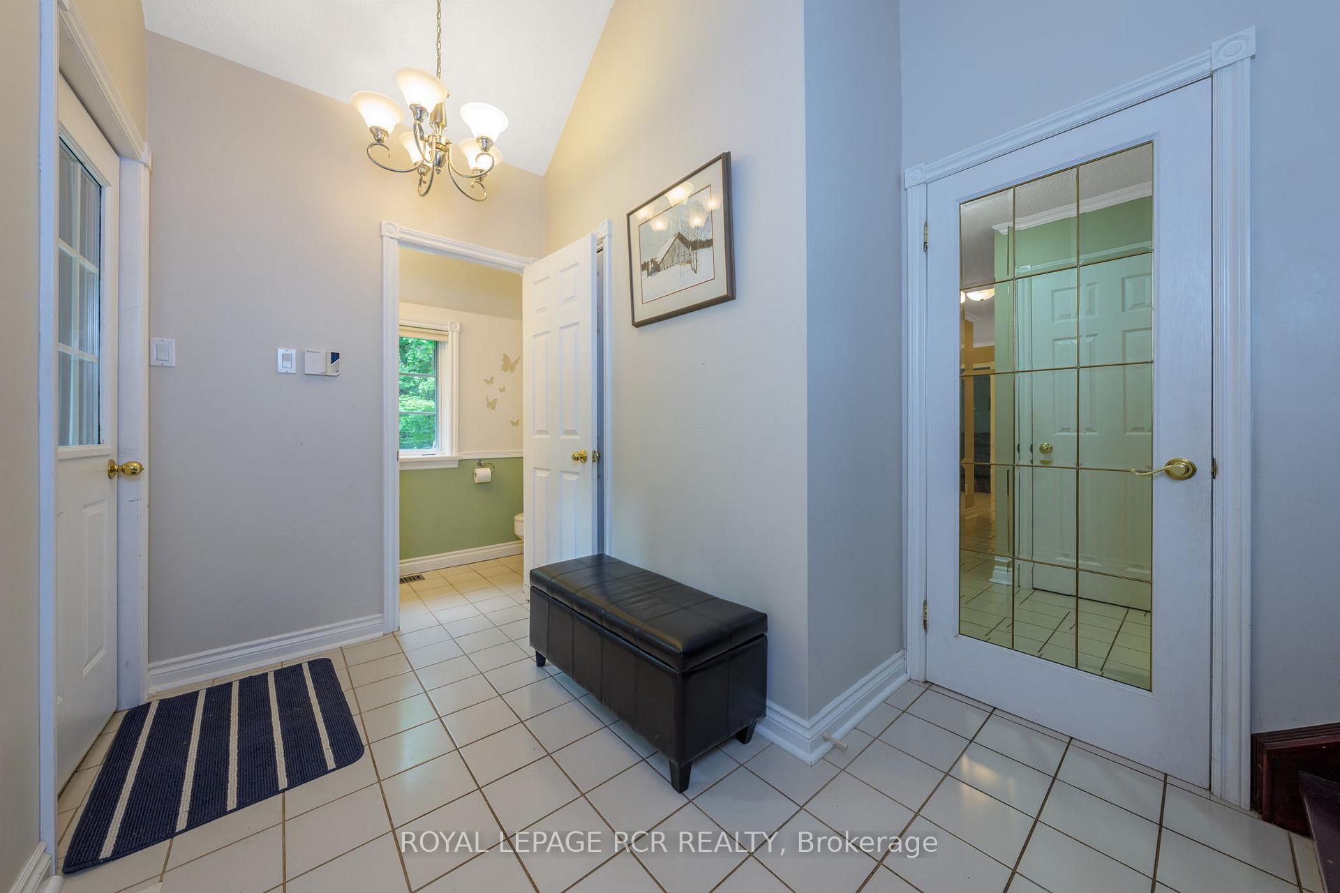 Photo 10 of 832 Boston Mills Road, Caledon, Rural Caledon — HOMEH