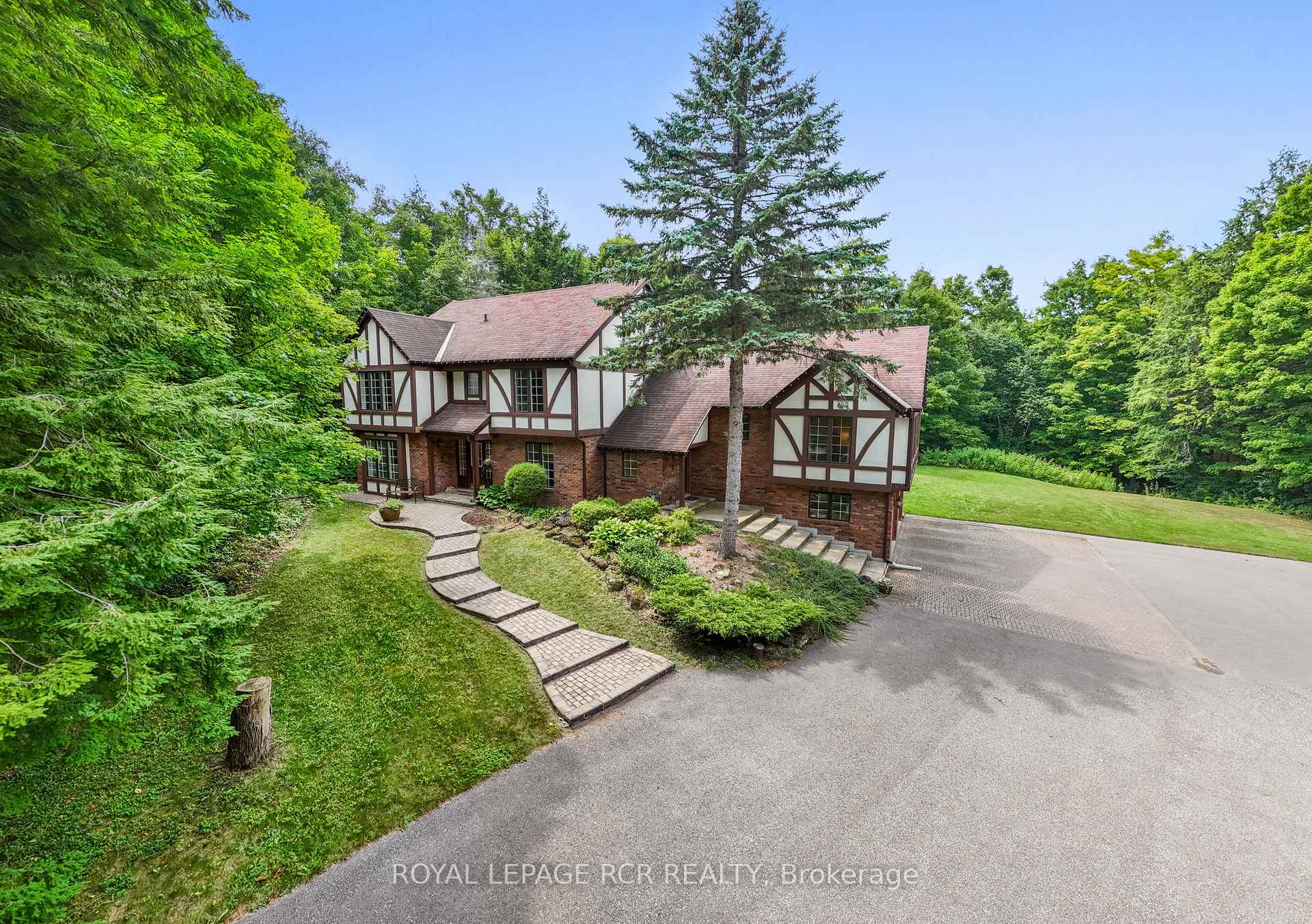 Photo 35 of 832 Boston Mills Road, Caledon, Rural Caledon — HOMEH