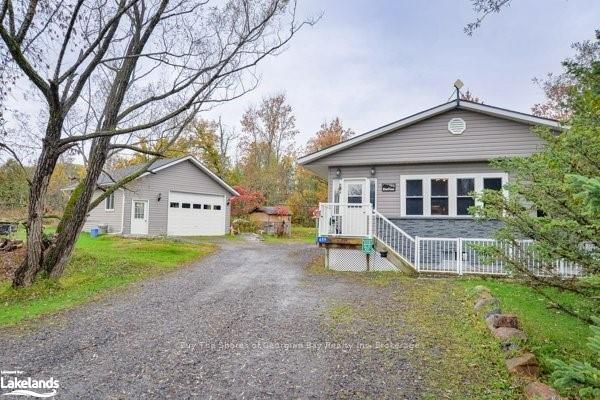 Front of 659 Honey Harbour Road