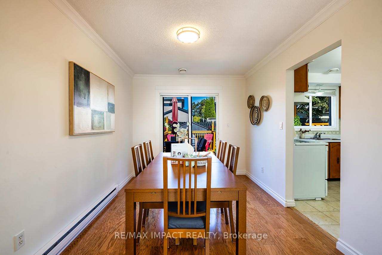 Photo 10 of 30 Hetherington Drive, Clarington, Bowmanville — HOMEH