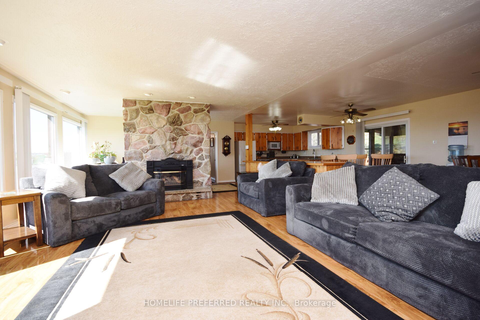 Photo 7 of 1640 County 21 Road, Cavan Monaghan, Cavan Twp — HOMEH