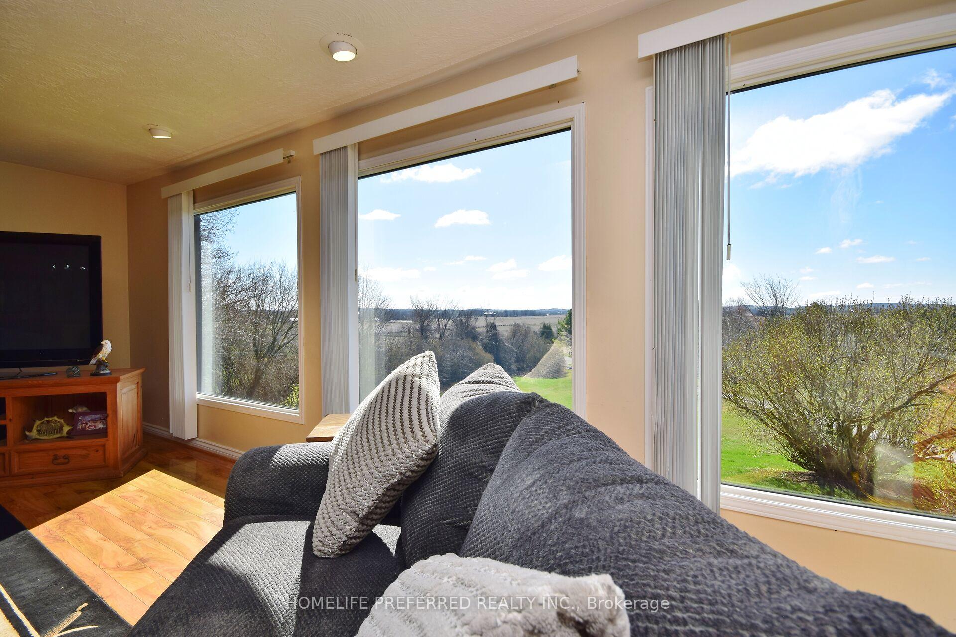 Photo 8 of 1640 County 21 Road, Cavan Monaghan, Cavan Twp — HOMEH
