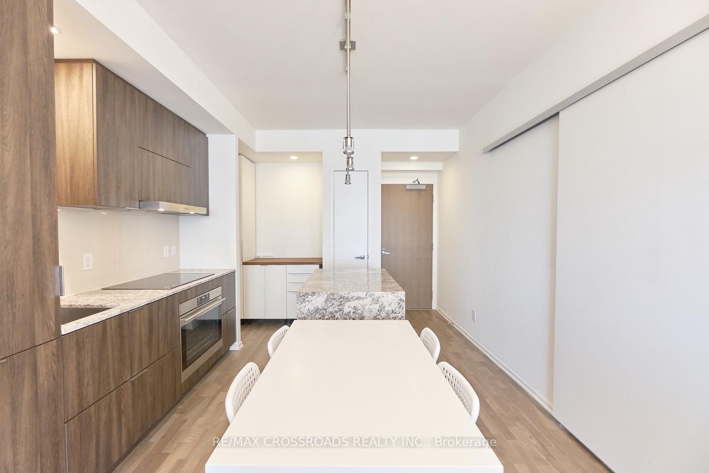 Photo 6 of Unit 2711, 1 Bloor Street E, Toronto, Church-Yonge Corridor — HOMEH