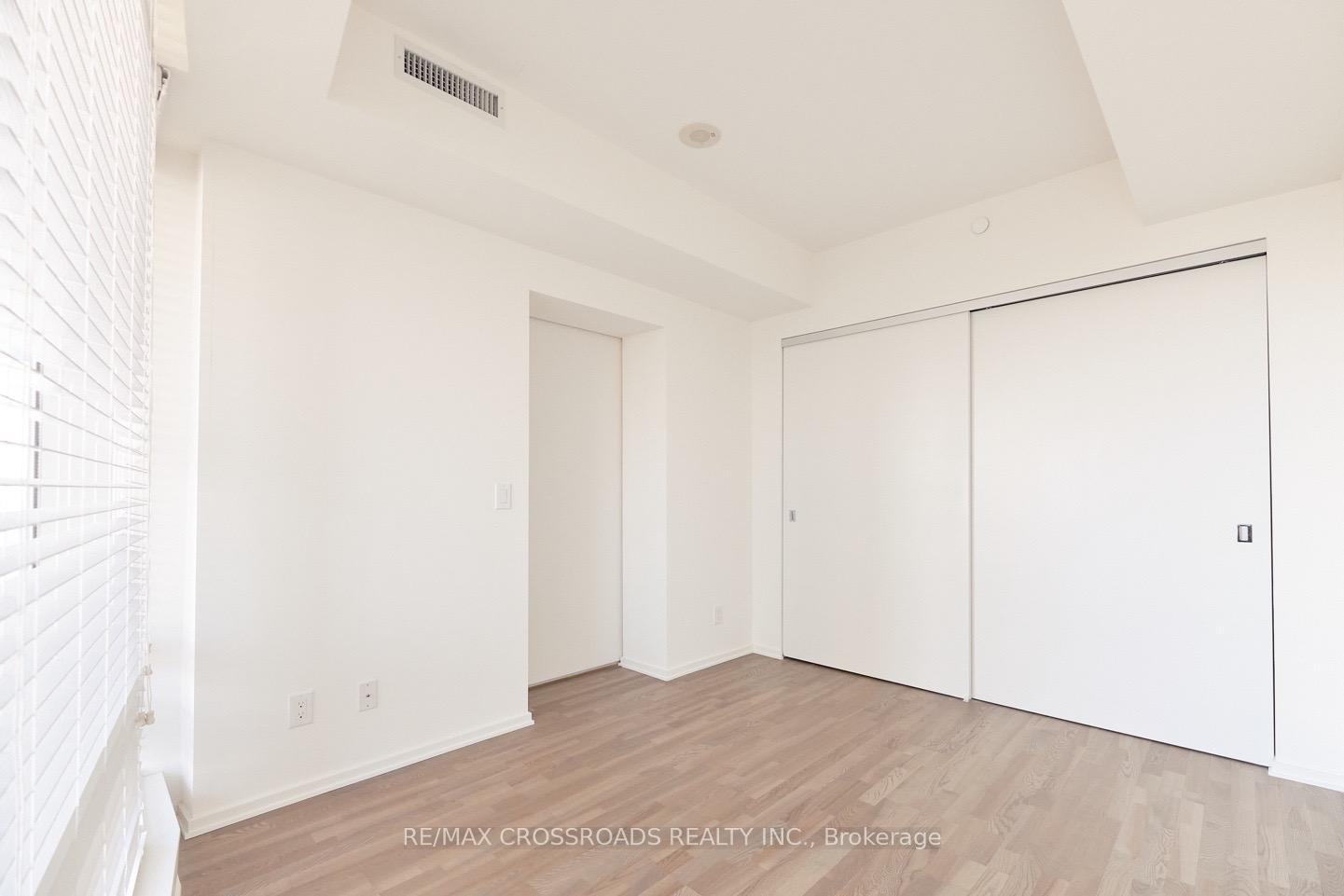 Photo 8 of Unit 2711, 1 Bloor Street E, Toronto, Church-Yonge Corridor — HOMEH