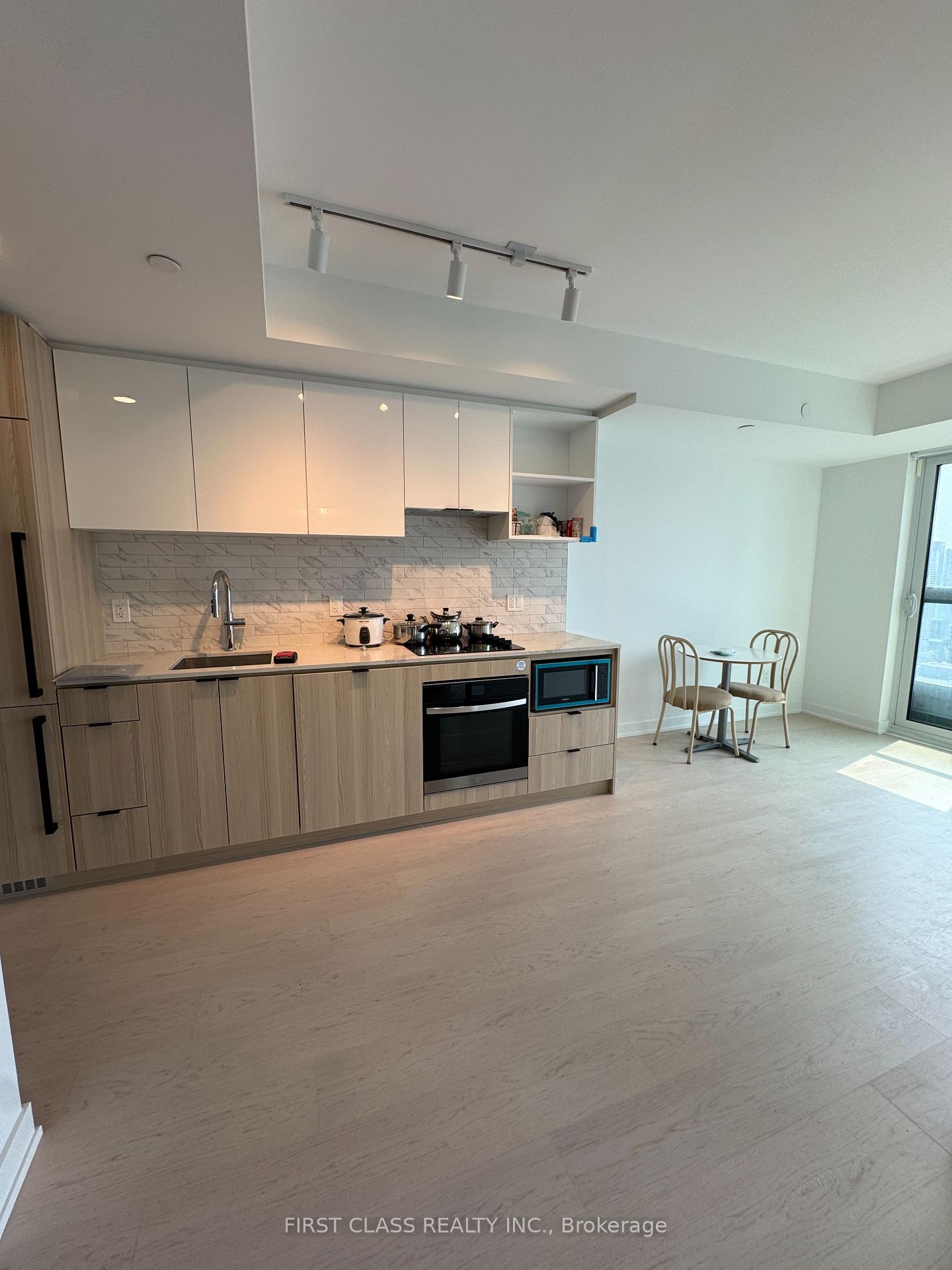 Photo 1 of Unit 3817, 252 Church Street E, Toronto, Church-Yonge Corridor — HOMEH