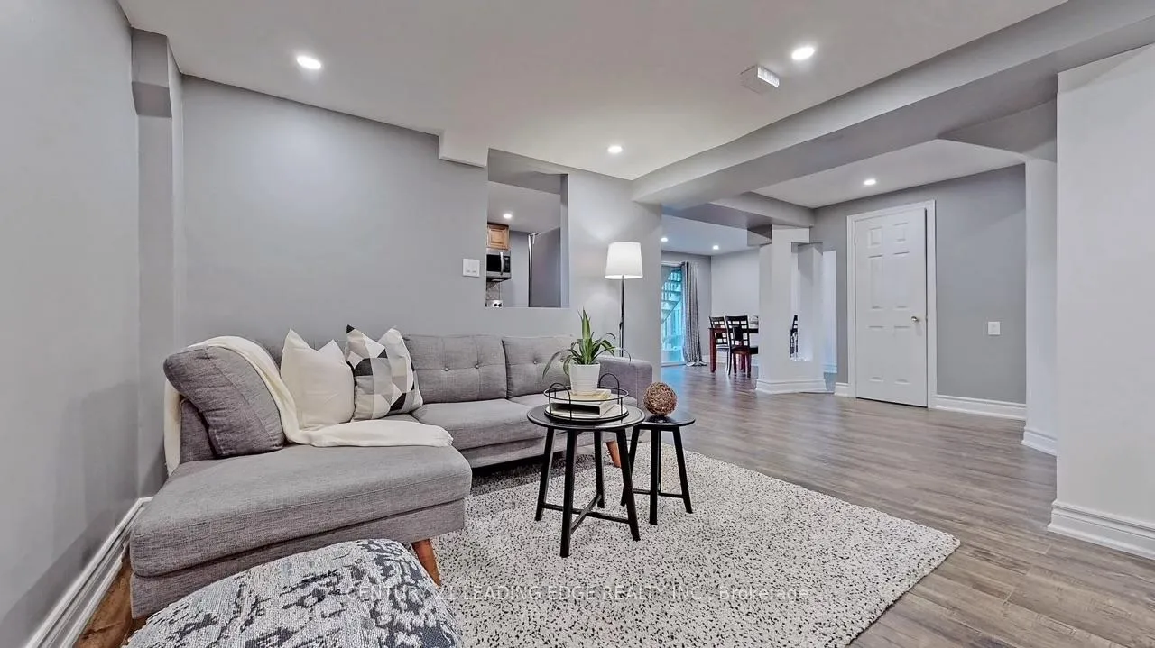 Photo 4 of Unit Basement, 32 Westmoreland Court, Markham, Unionville — HOMEH