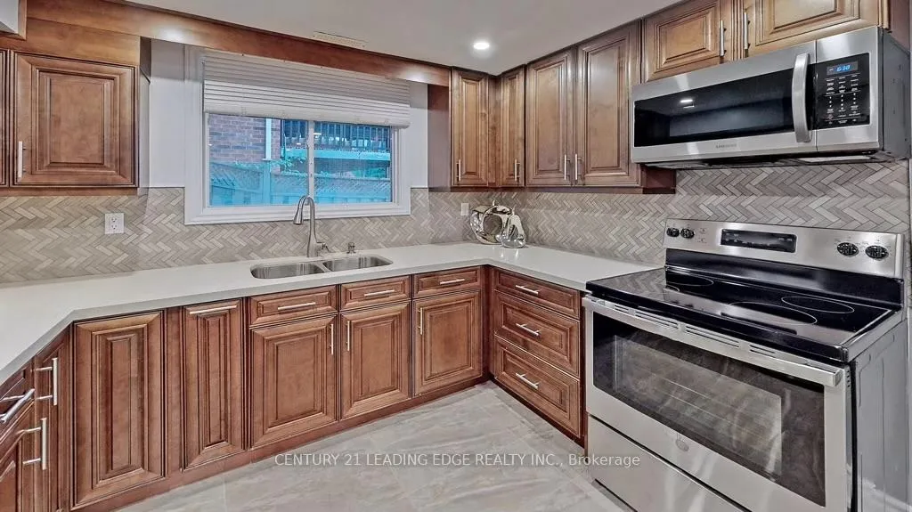 Photo 8 of Unit Basement, 32 Westmoreland Court, Markham, Unionville — HOMEH