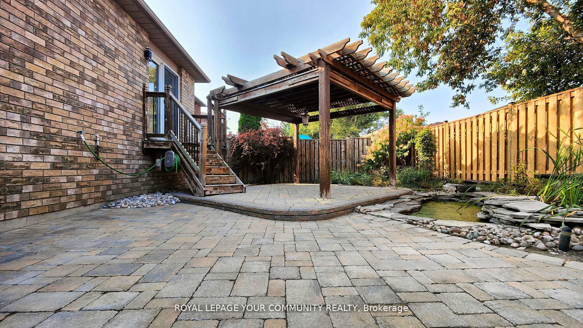 Photo 31 of 258 Pringle Drive, Barrie, Edgehill Drive — HOMEH