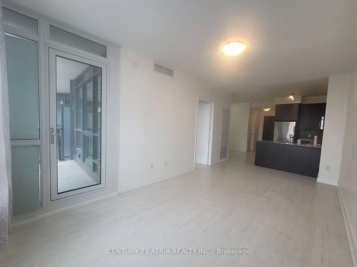 Photo 5 of Unit 504, 7608 Yonge Street, Vaughan, Crestwood-Springfarm-Yorkhill — HOMEH