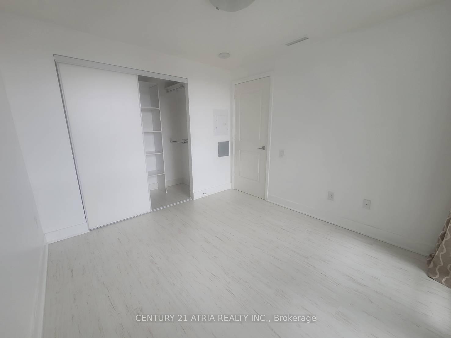 Photo 10 of Unit 504, 7608 Yonge Street, Vaughan, Crestwood-Springfarm-Yorkhill — HOMEH