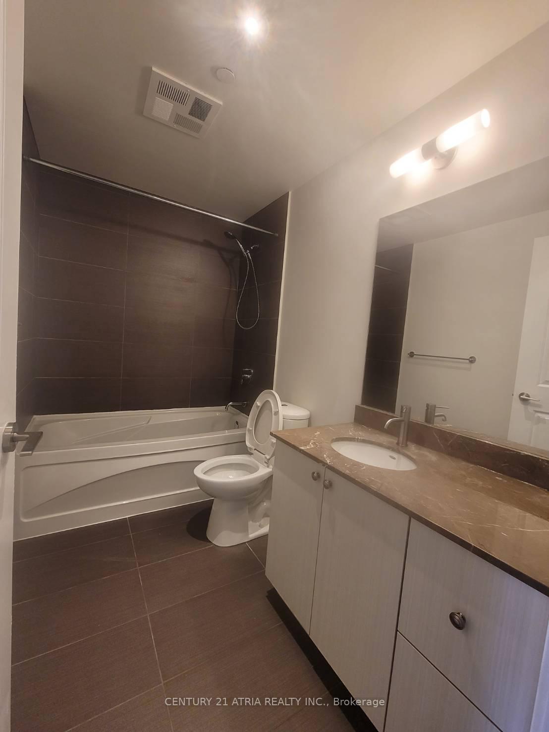 Photo 14 of Unit 504, 7608 Yonge Street, Vaughan, Crestwood-Springfarm-Yorkhill — HOMEH