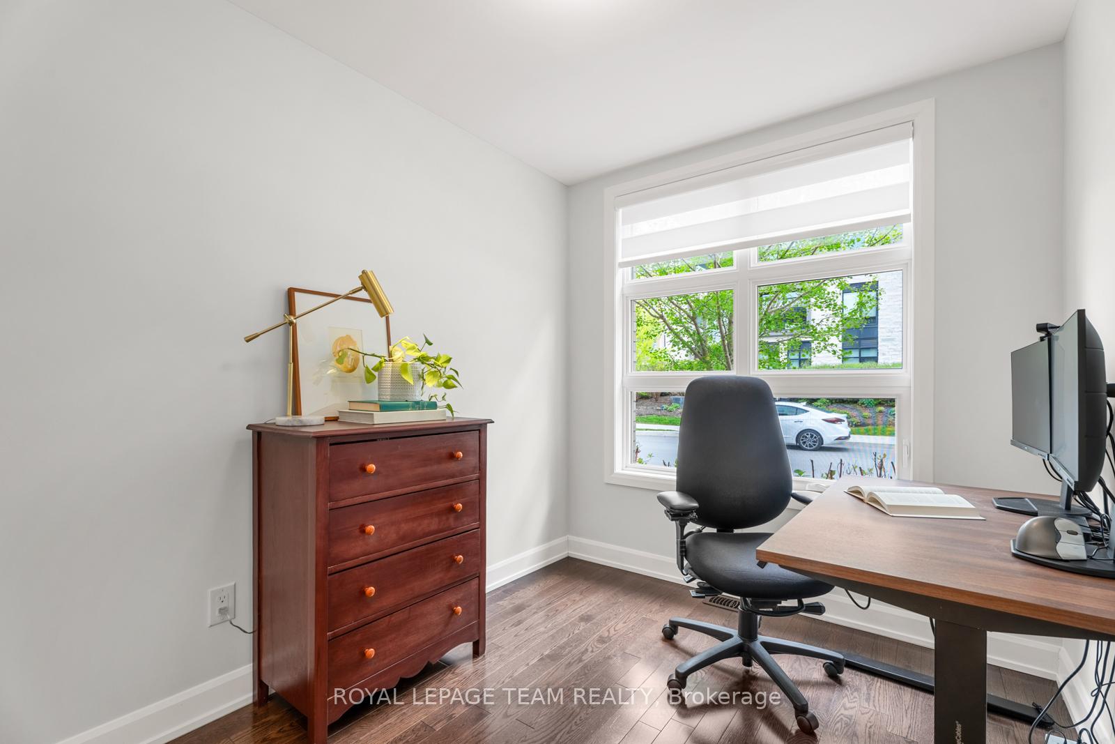 Photo 4 of 513 De Mazenod Avenue, Ottawa, Ottawa East — HOMEH