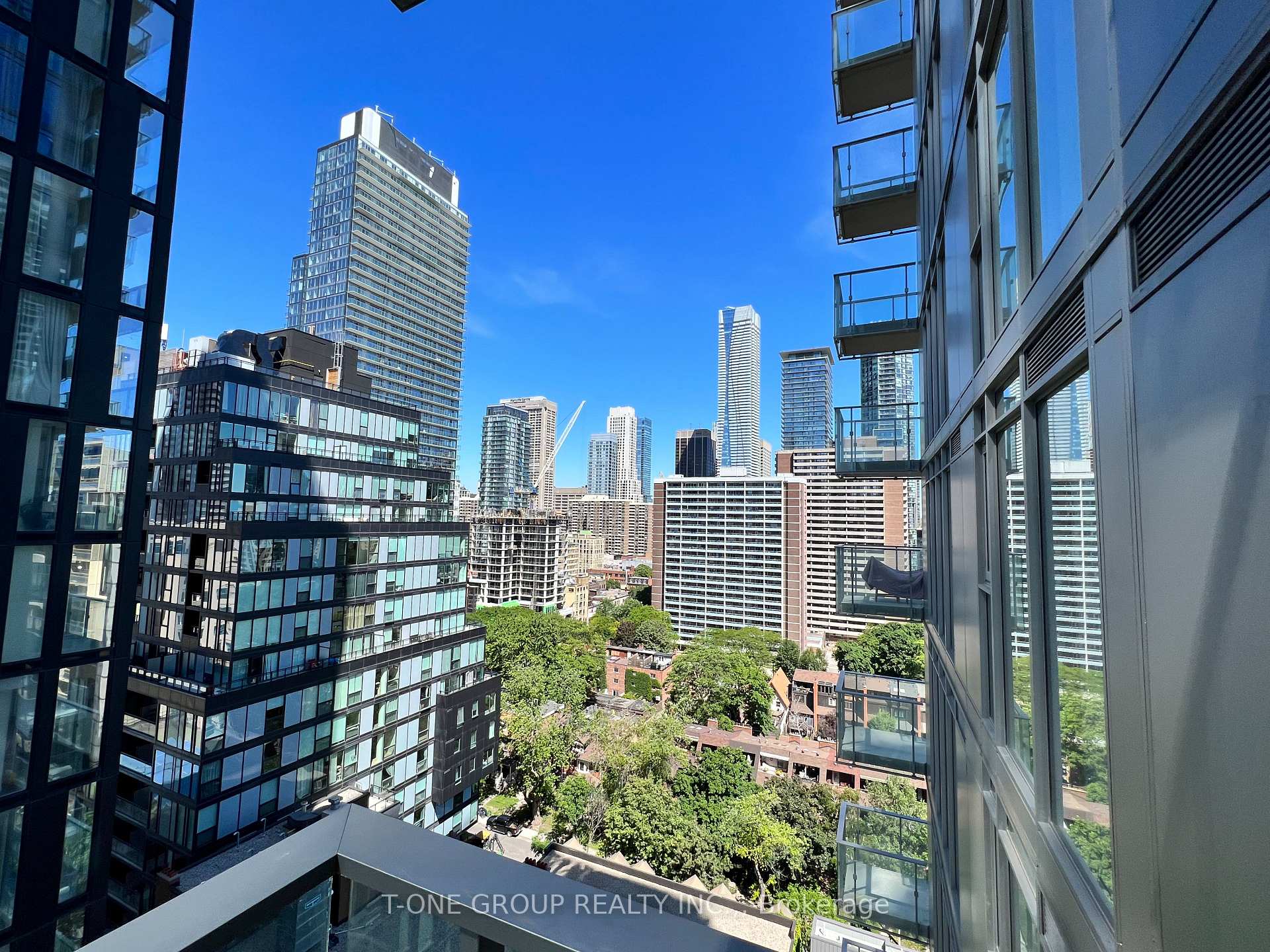 Photo 8 of Unit 2001, 50 Wellesley Street E, Toronto, Church-Yonge Corridor — HOMEH