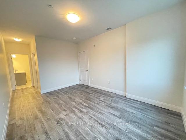 Photo 15 of Unit 405, 1 Redfern Avenue, Hamilton, Mountview — HOMEH