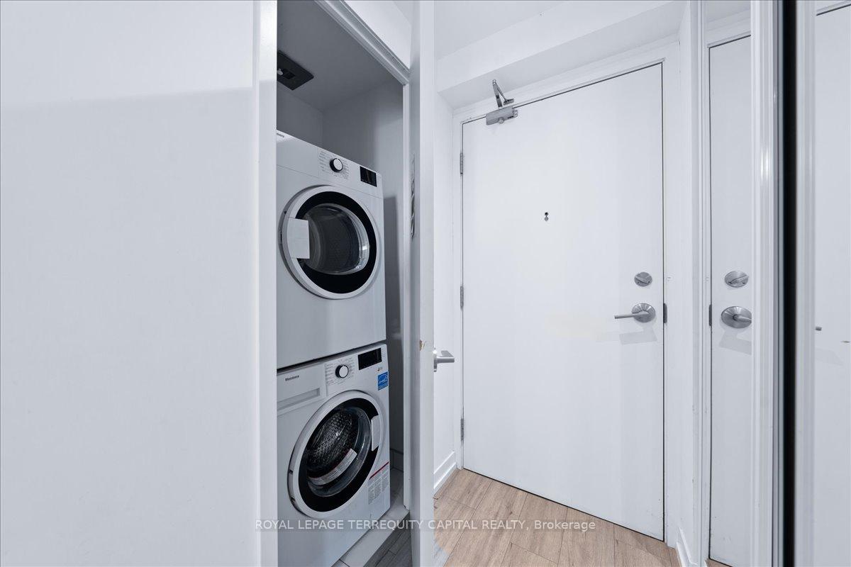 Photo 17 of Unit 1507, 898 Portage Parkway, Vaughan, Vaughan Corporate Centre — HOMEH