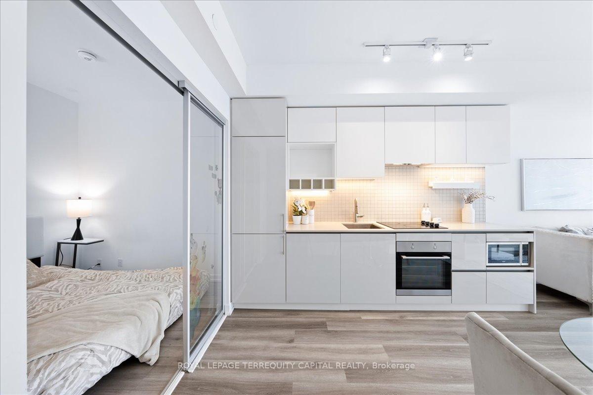 Photo 21 of Unit 1507, 898 Portage Parkway, Vaughan, Vaughan Corporate Centre — HOMEH