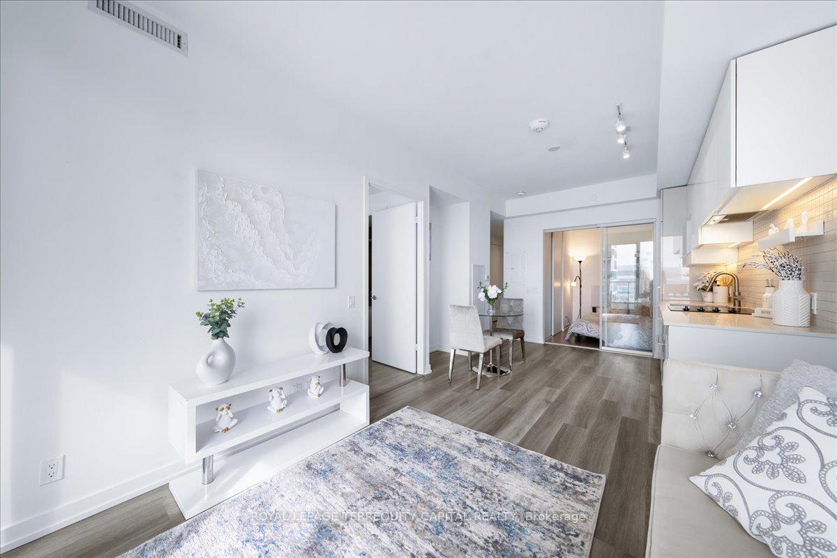 Photo 30 of Unit 1507, 898 Portage Parkway, Vaughan, Vaughan Corporate Centre — HOMEH