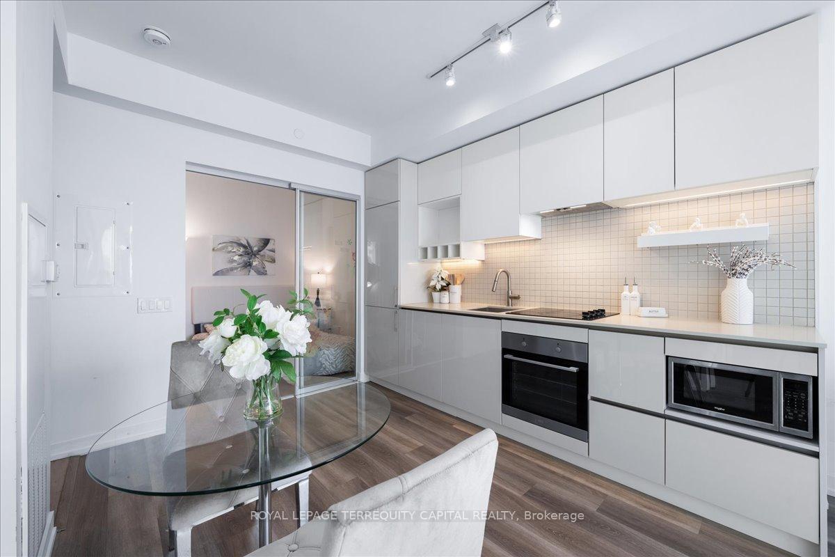 Photo 34 of Unit 1507, 898 Portage Parkway, Vaughan, Vaughan Corporate Centre — HOMEH