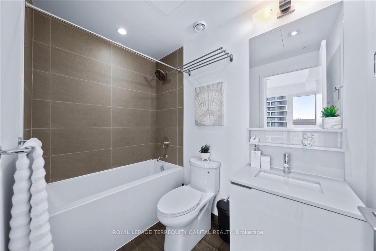 Photo 39 of Unit 1507, 898 Portage Parkway, Vaughan, Vaughan Corporate Centre — HOMEH