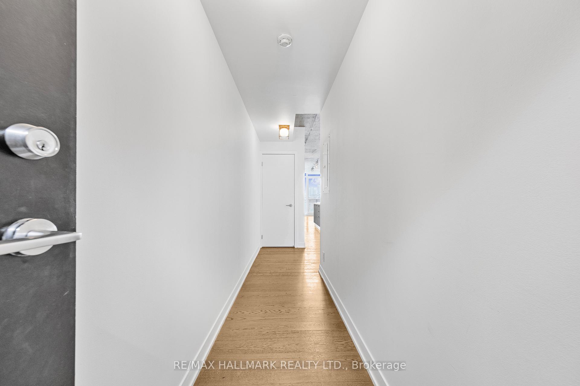 Photo 3 of Unit 1413, 318 King Street E, Toronto, Moss Park — HOMEH