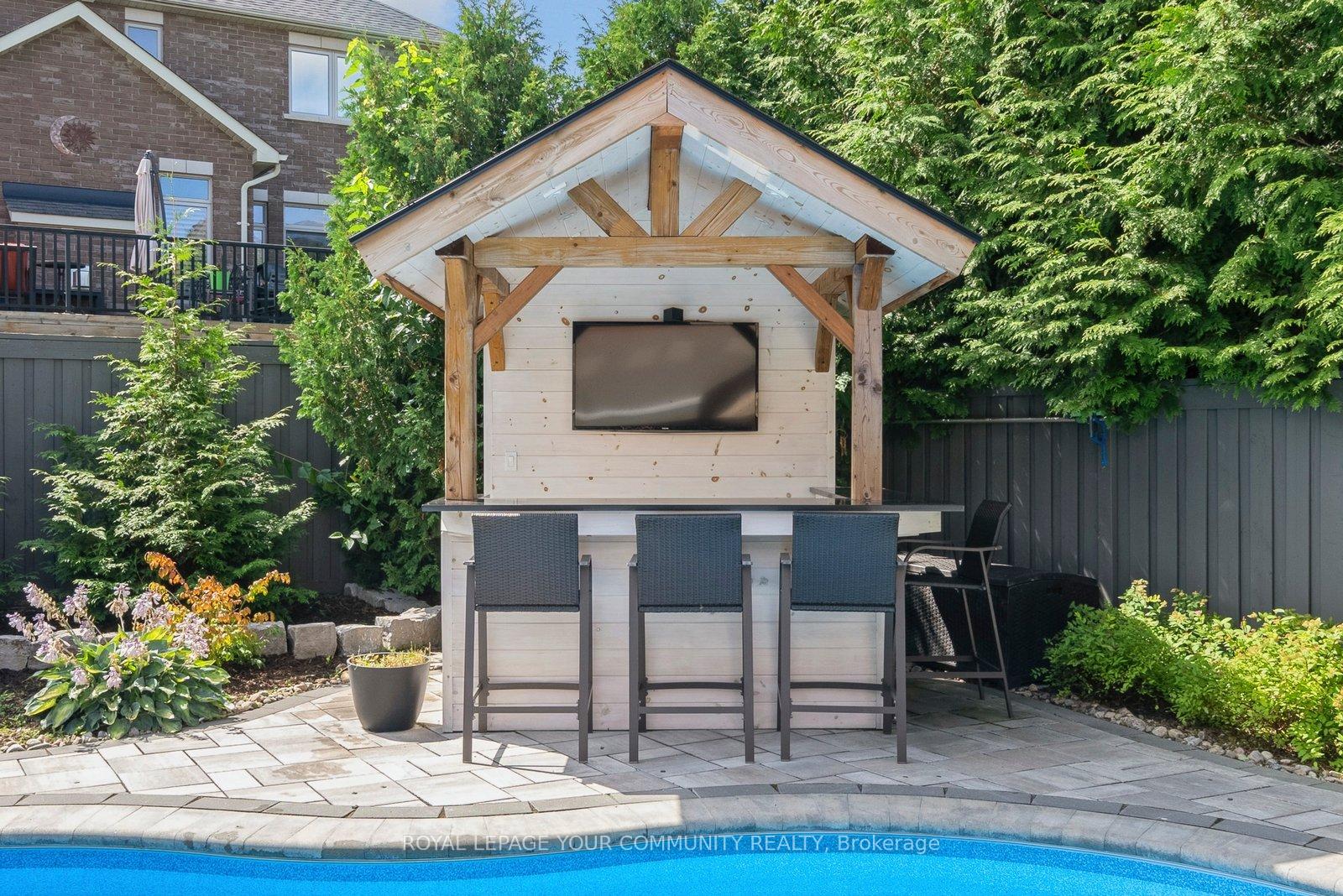 Photo 32 of 50 Turner Drive, Barrie, Bayshore — HOMEH