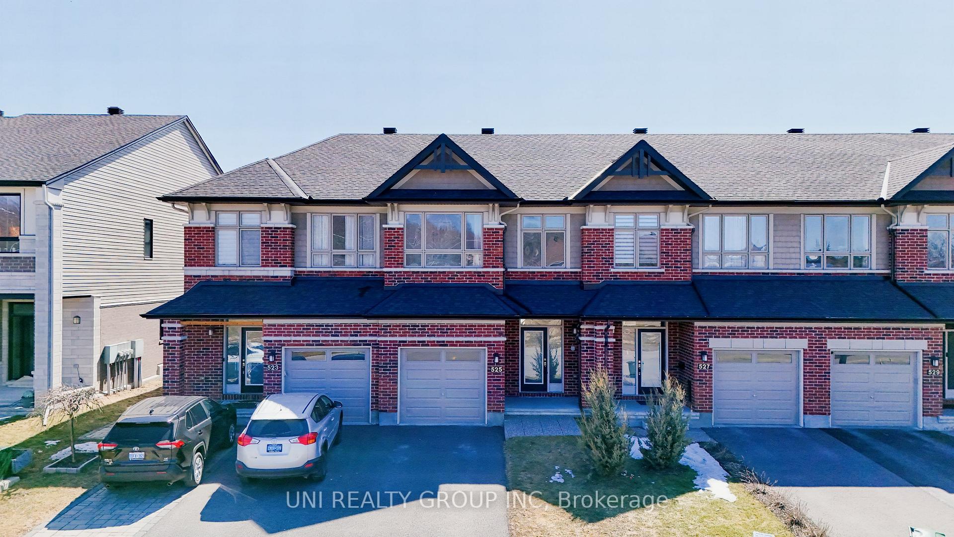 Photo 1 of 525 Markdale Terrace, Ottawa, Riverside South/Gloucester Glen — HOMEH