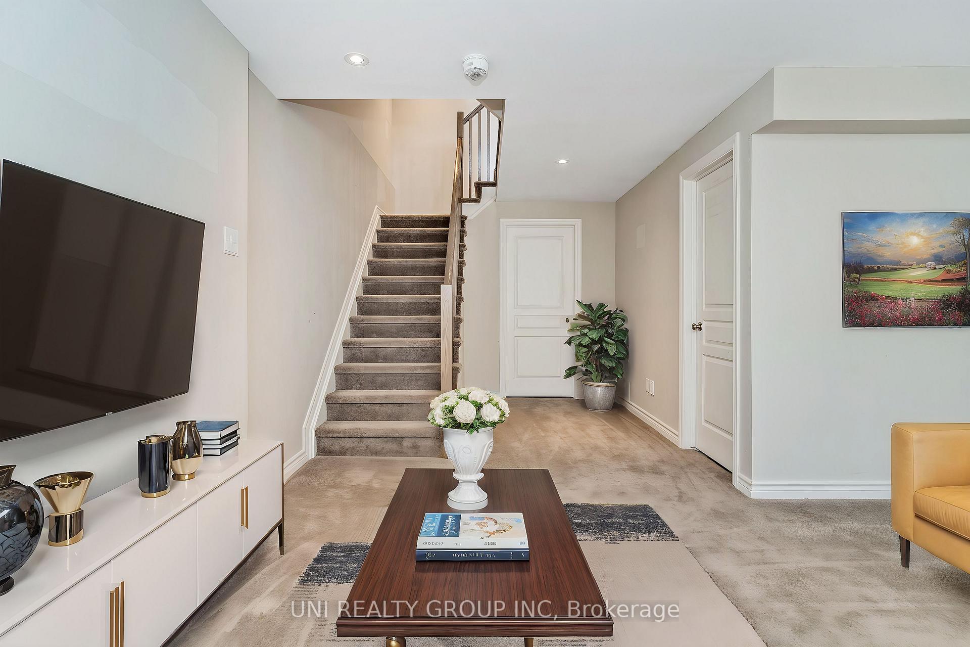 Photo 38 of 525 Markdale Terrace, Ottawa, Riverside South/Gloucester Glen — HOMEH