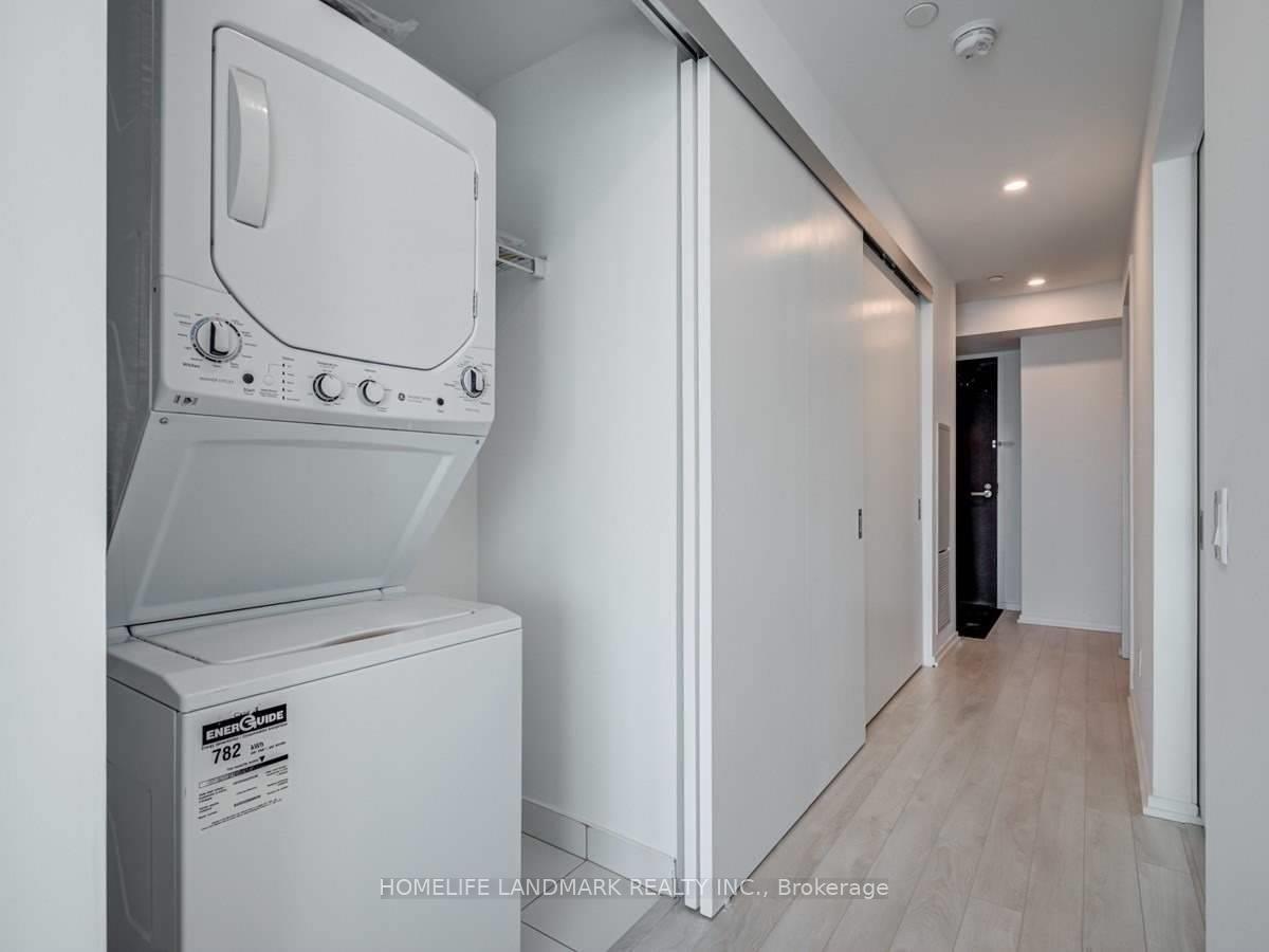 Photo 6 of Unit 3103, 197 Yonge Street, Toronto, Church-Yonge Corridor — HOMEH