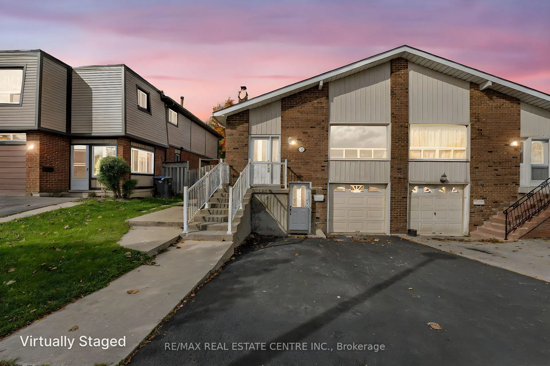 Photo 2 of 82 Merton Road, Brampton, Brampton North — HOMEH