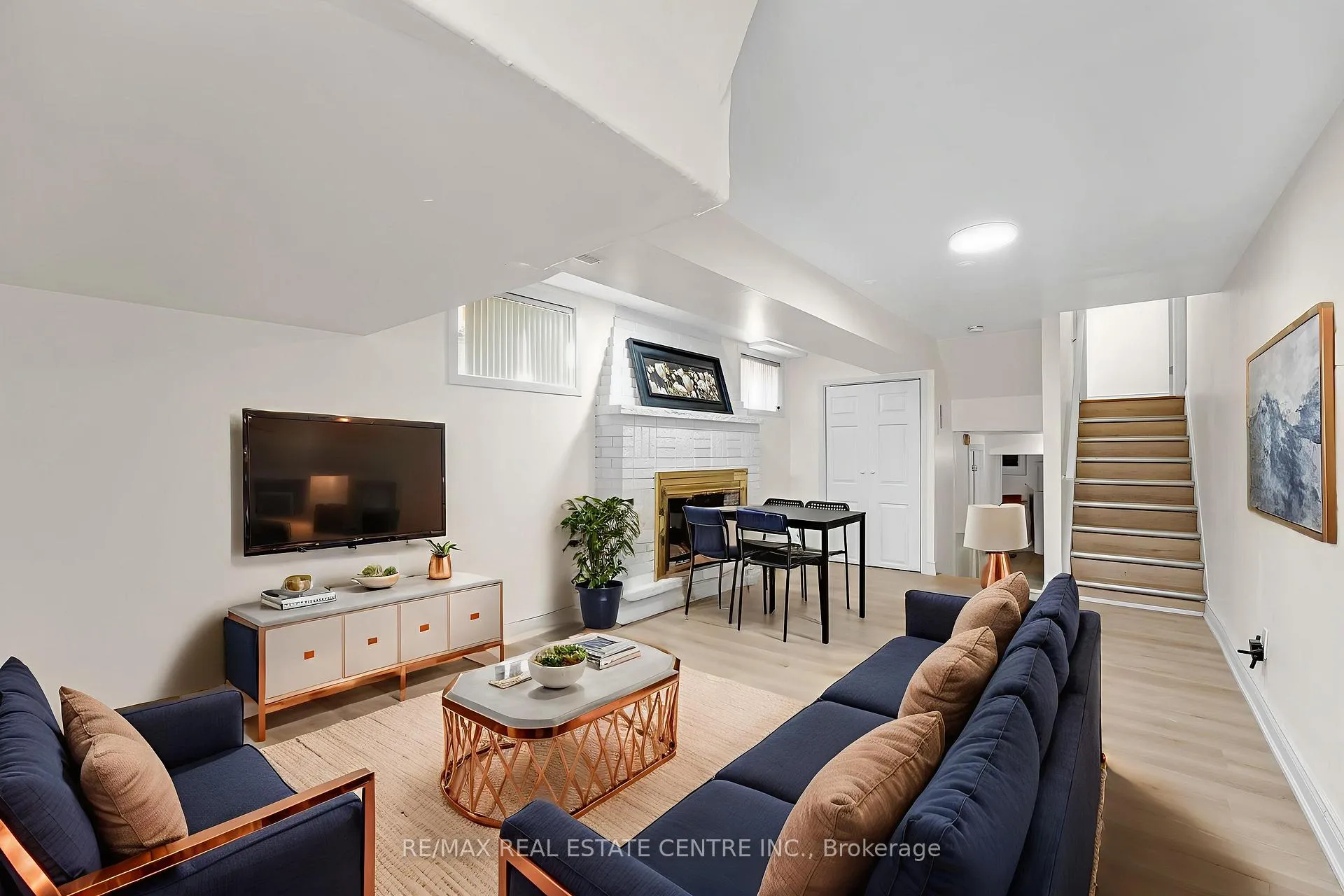 Photo 30 of 82 Merton Road, Brampton, Brampton North — HOMEH