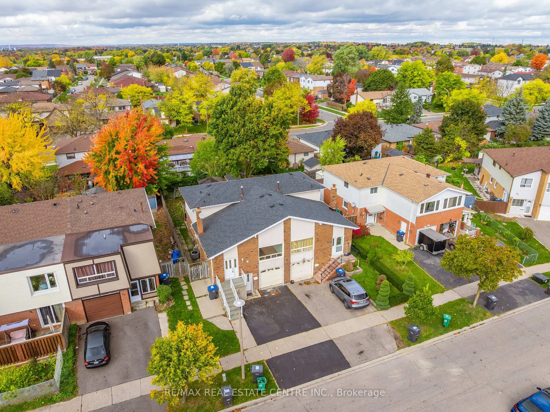 Photo 49 of 82 Merton Road, Brampton, Brampton North — HOMEH